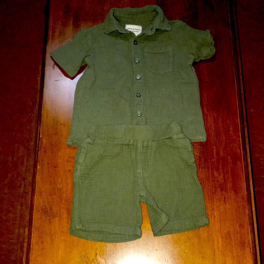 Stitch + Stone Boutique Olive Green boys 2T Trend setting Short Set NWOT